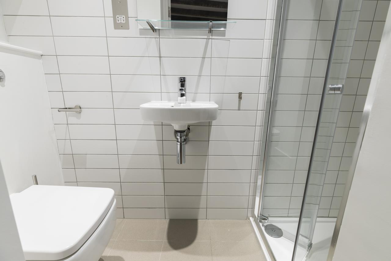 Spacious And Chic Flat In Angel Лондон Экстерьер фото